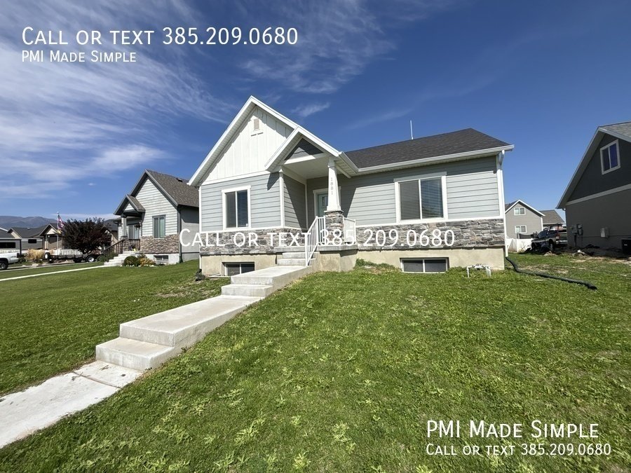 Incredible 3 BR Single Family Home! XMAS SPECIAL $$!! property image