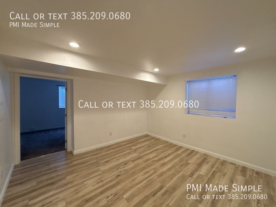 Spacious Single Family Home w/ Big Fenced Back Yard | Pet dog welcome! property image